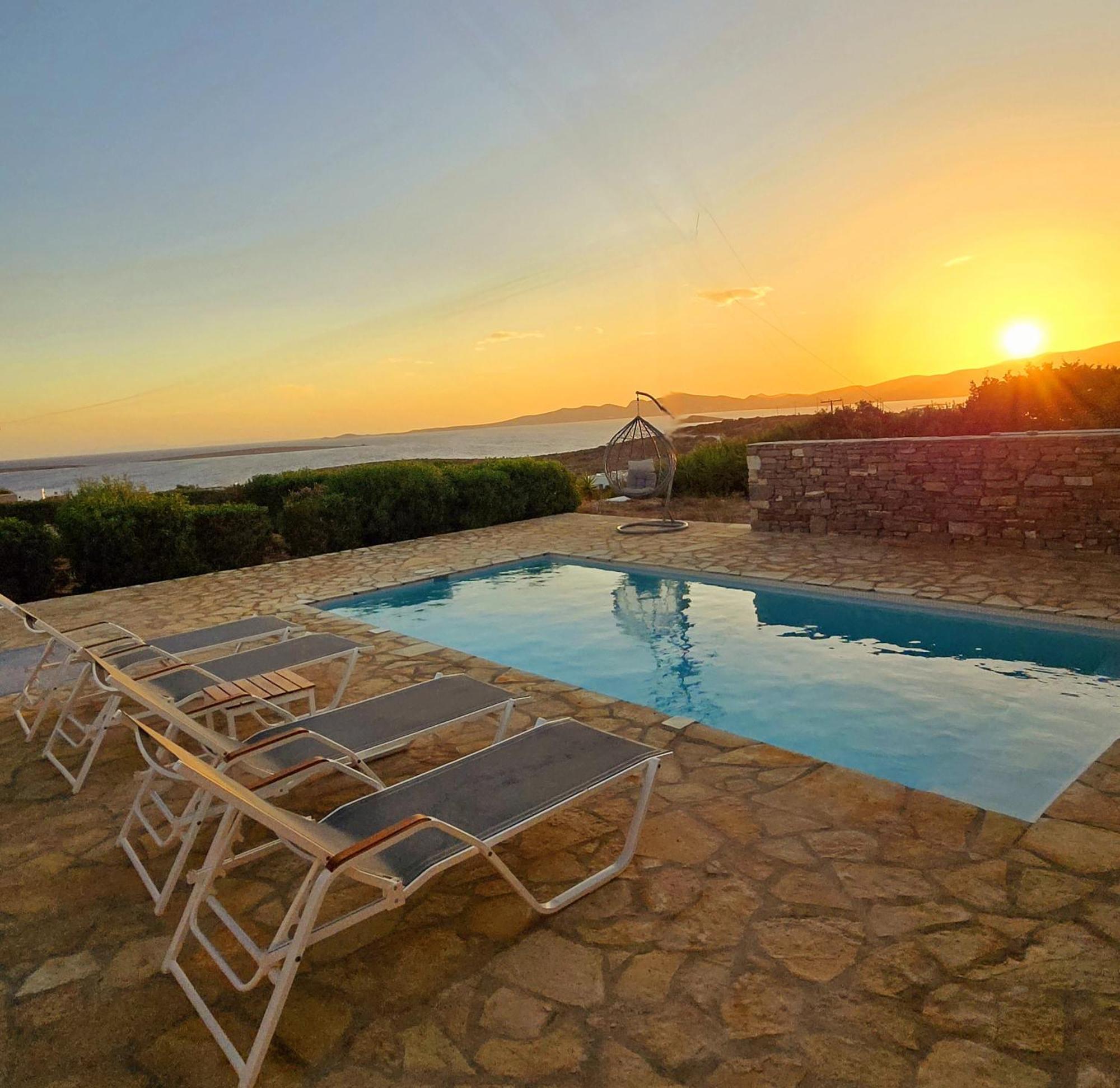 Paros Afrodite Luxury Villas Alikí Extérieur photo