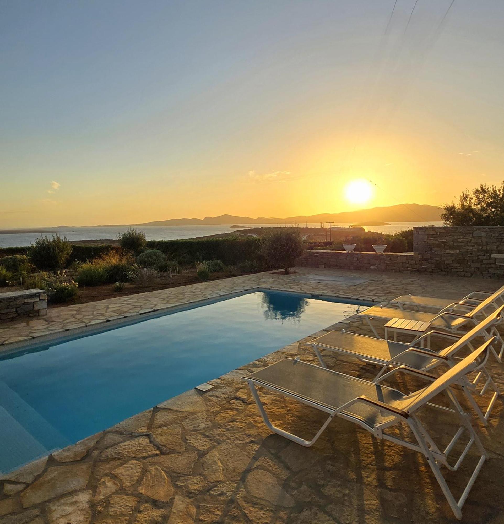 Paros Afrodite Luxury Villas Alikí Extérieur photo
